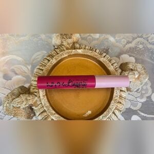 NYX Lingerie Liquid Lipstick - Deep Pink